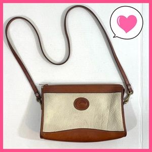 Vintage Dooney & Bourke cream leather crossbody